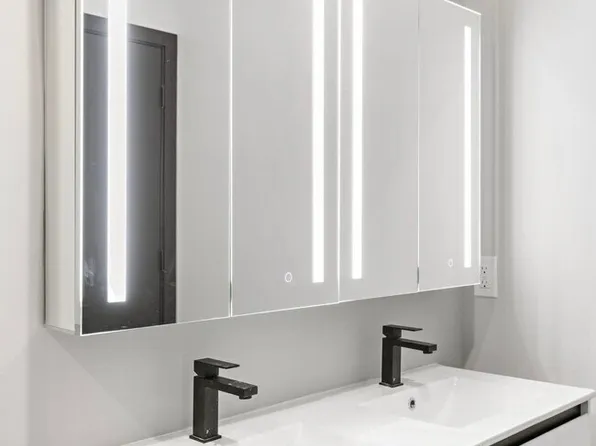 130-132 Mallory Avenue image 7 of 12