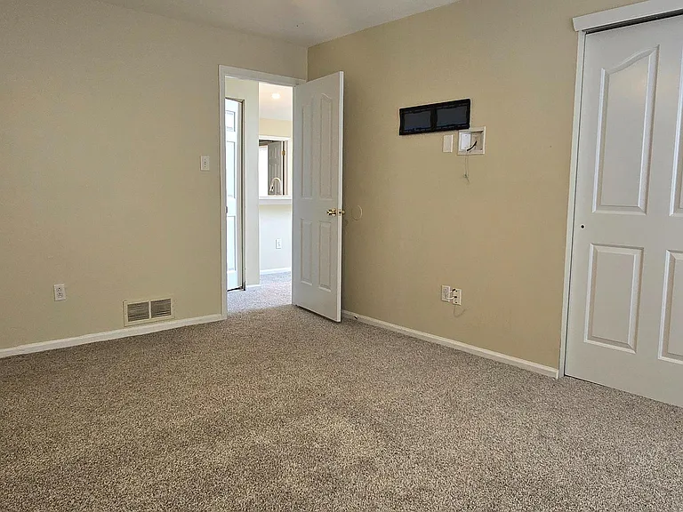 208 Foxmeadow Dr #208 — Photo 21