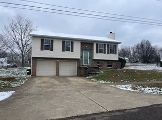 405 Bertha Way, Vine Grove, KY 40175