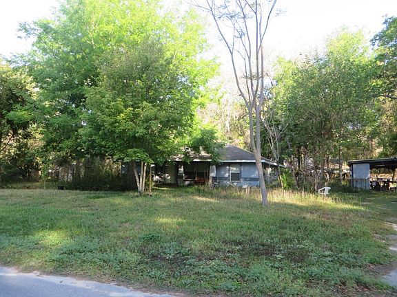 2nd image of 1053 W Maximilian Pl