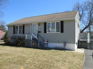29 Indiana St, Worcester, MA 01604