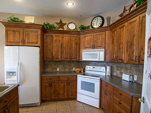 5th image of 1195 Arrow Point Ln