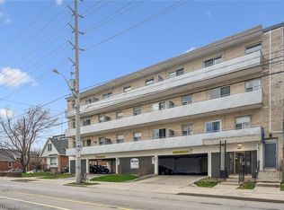 893 Concession St #202, Hamilton, ON