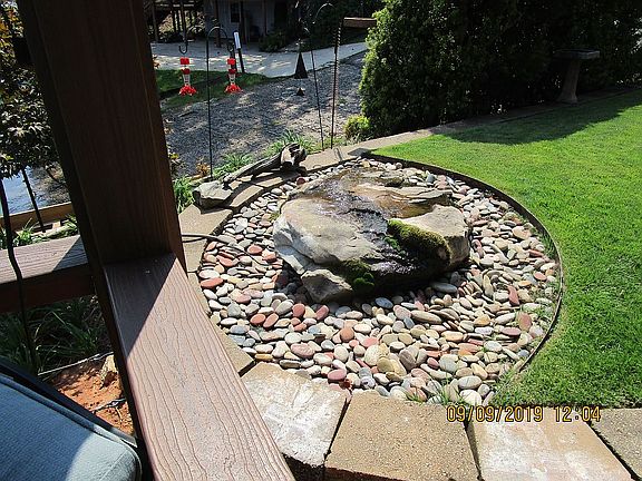 Gorgeous rock fountain