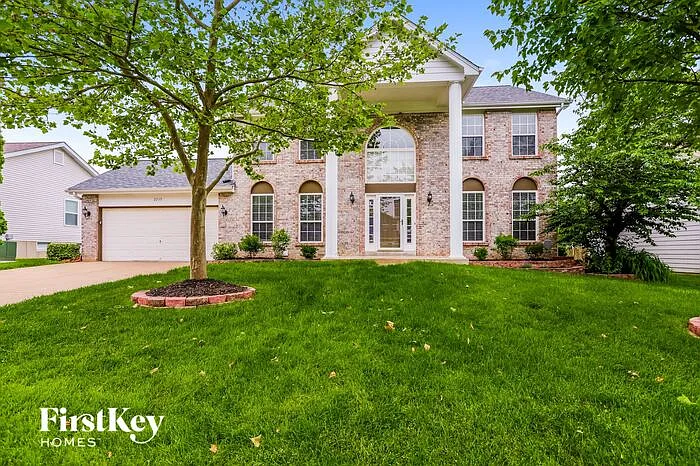 2215 May Wine Ln photo 1