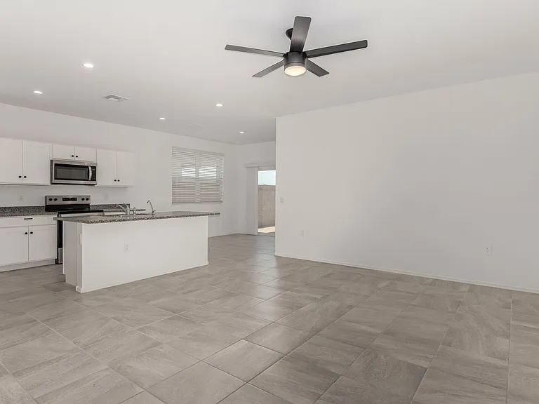 103 S Collier Ln — Photo 9