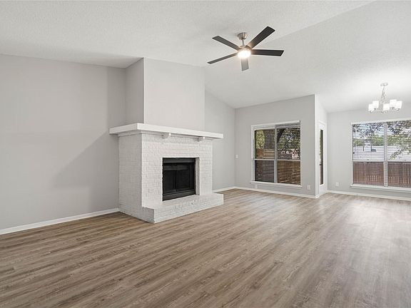5th image of 12808 Chromite St #B