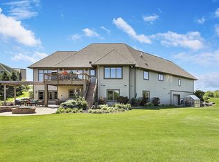 4041 Osgood Ct N, Stillwater, MN 55082