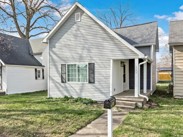 227 E South F St, Gas City, IN 46933