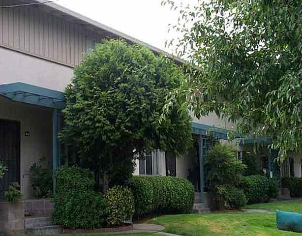 1st image of 414 Craven Ct Unit 414