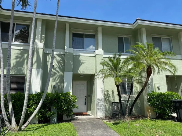 147 Hidden Court Rd #H-43, Hollywood, FL 33023