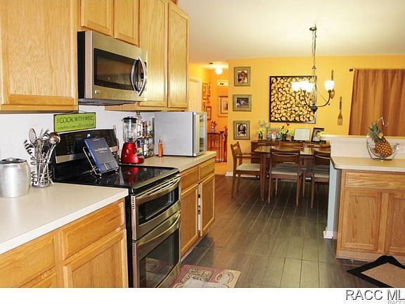 3rd image of 2368 W Newhope Ln