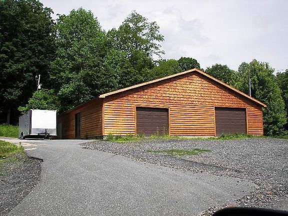 2nd image of 215 Kemp Dr