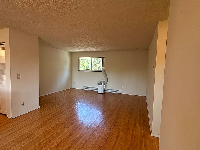 5910 SE 41st Ave #4.0 — Photo 9