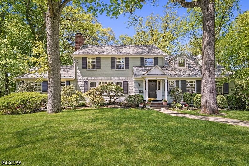 1st image of 19 GREENBRIAR DRIVE