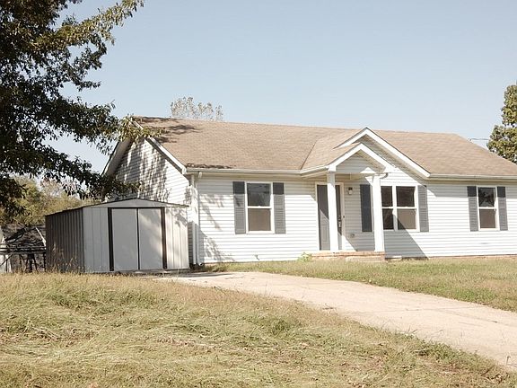 3rd image of 2832 Nat Hoosier Ln