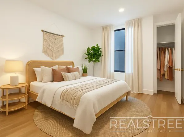 522 Eastern Parkway image 4 of 8