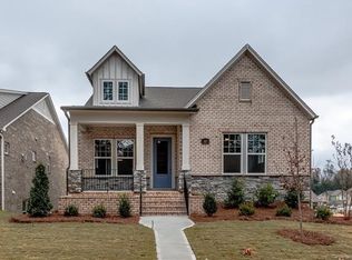 621 Marion Dr, Matthews, NC 28105