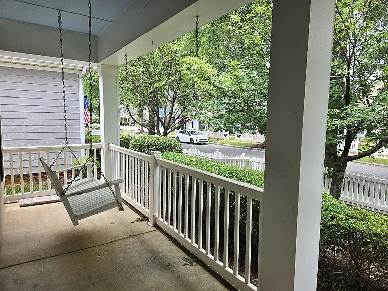 8014 Ladys Secret Dr — Photo 2