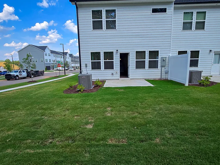 1117 Everton Ave — Photo 47