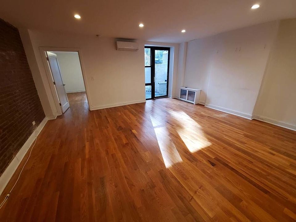 1st image of 109 W 75th St APT 1B