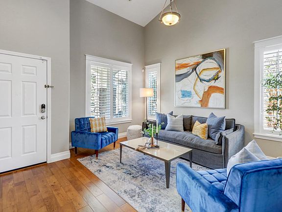 3rd image of 1792 Sevilla Dr