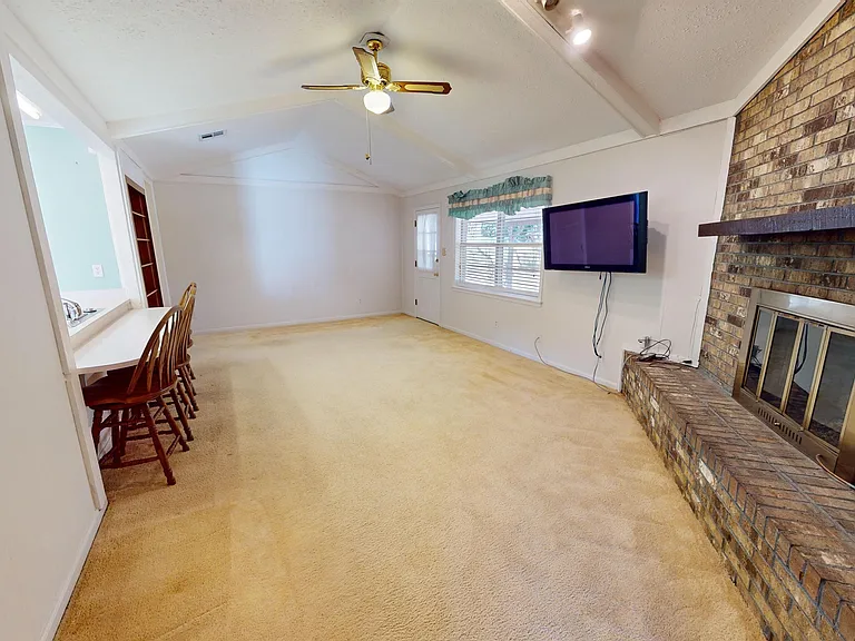1212 Hillman St — Photo 22