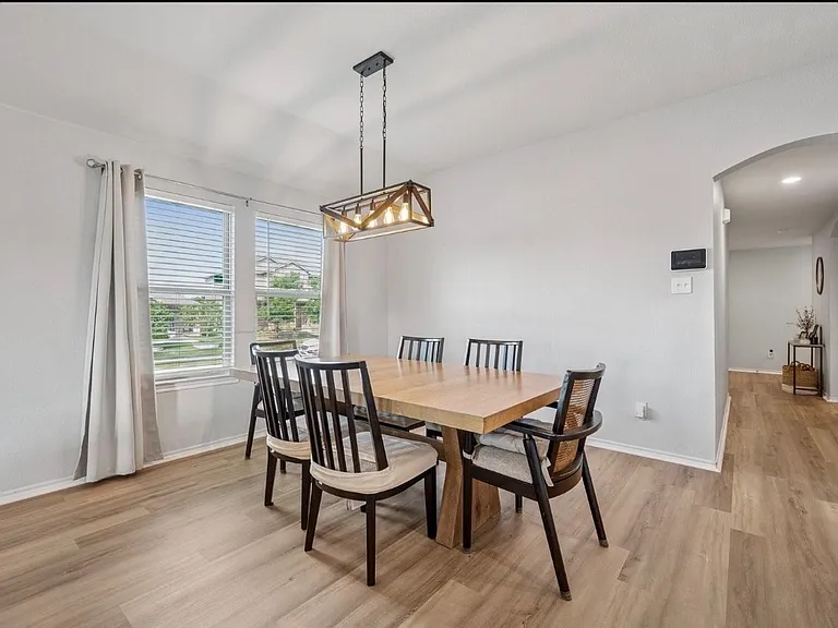 900 Sapphire Dr — Photo 5