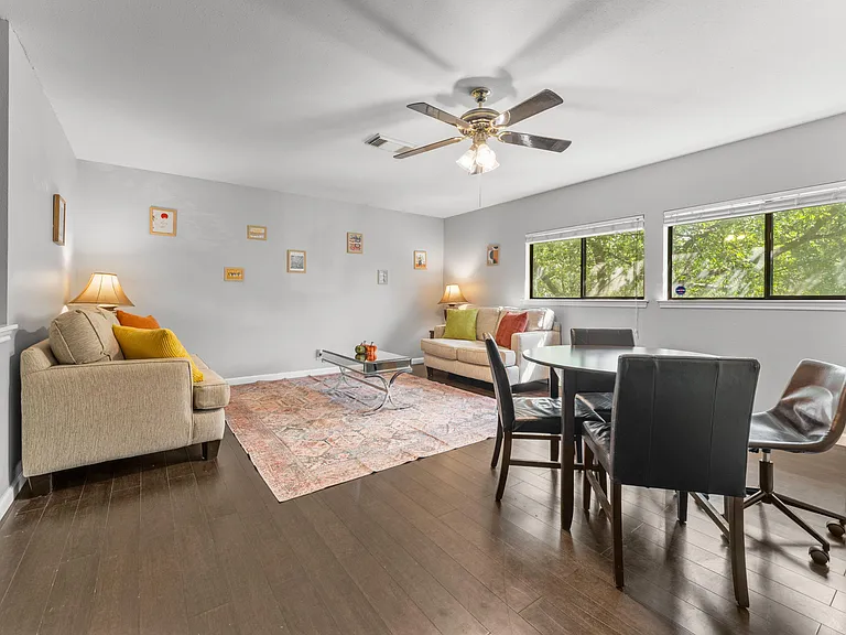 Jefferson Ridge Dr — Photo 7