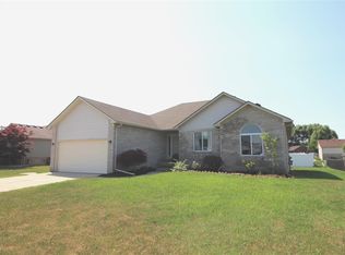 31046 Blue Heron Dr, Chesterfield, MI 48047