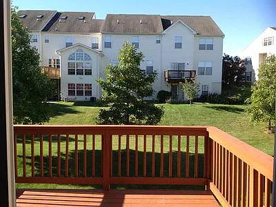 5242 Dartmouth Dr — Photo 1
