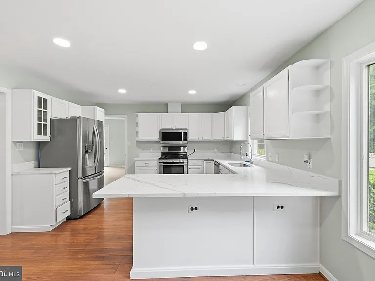 24674 Peach Orchard Ln — Photo 15