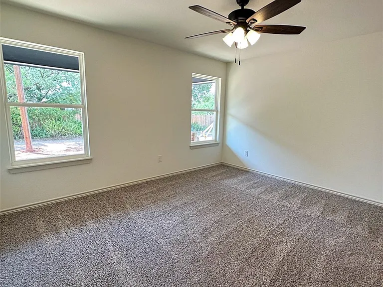 2658 N Willis St — Photo 14
