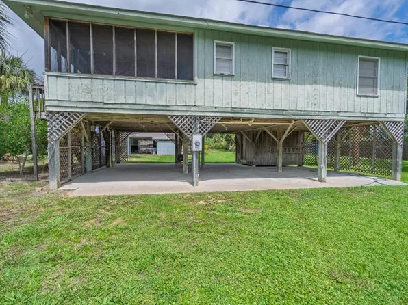 3001 Palmetto Blvd, Edisto Island, SC 29438