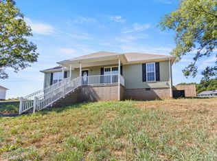 94 McLemore Rd, Taft, TN 38488
