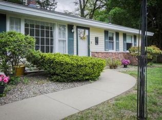 5 Allen Ln, Ipswich, MA 01938