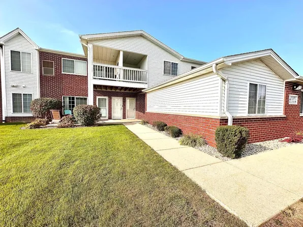2520 11th PLACE #206, Kenosha, WI 53140