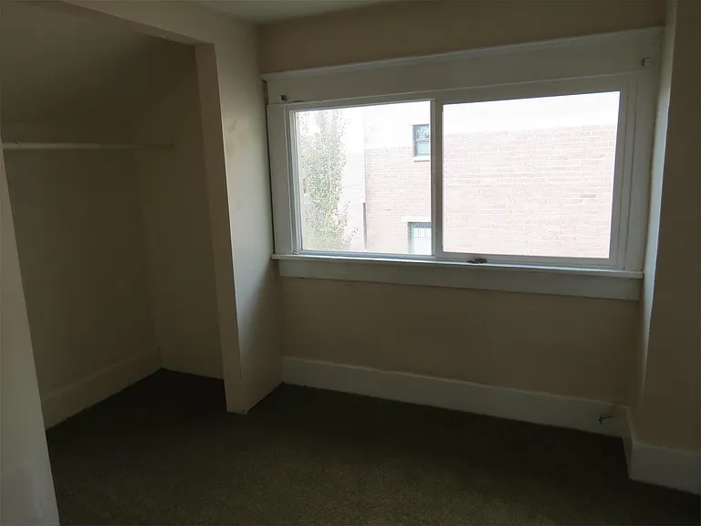 742 N 300 W — Photo 4
