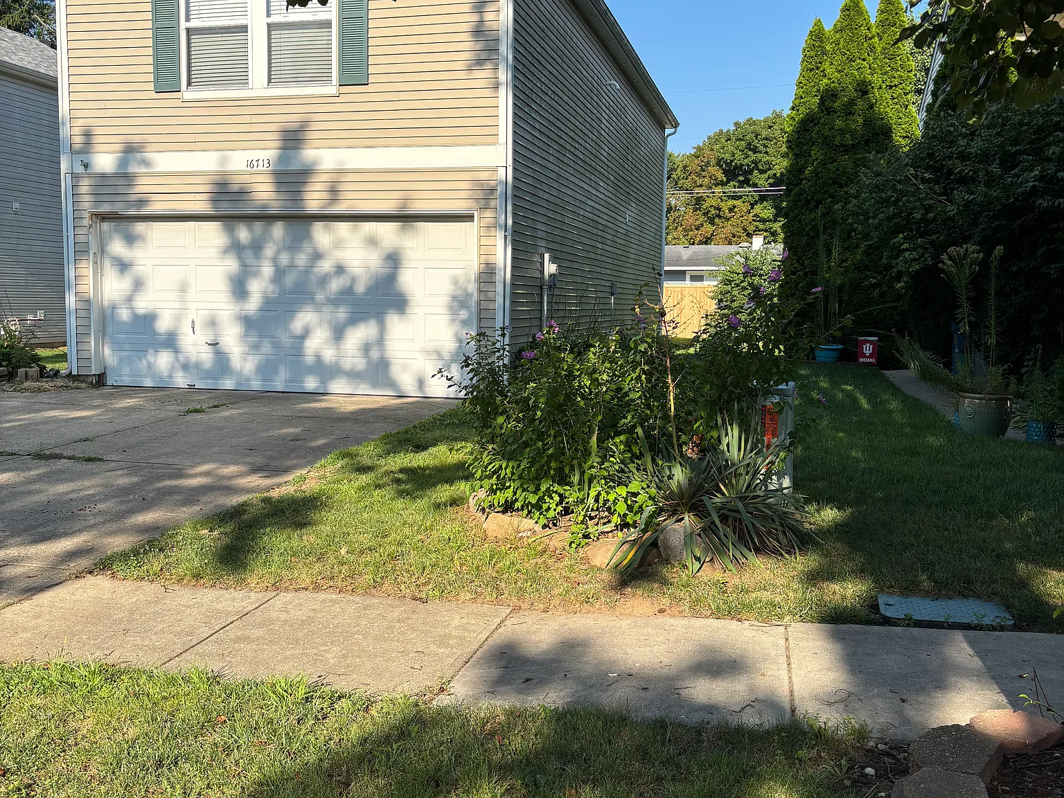 16713 Lowell Dr — Photo 2