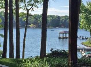 221 Waddell Rd, Mooresville, NC 28117