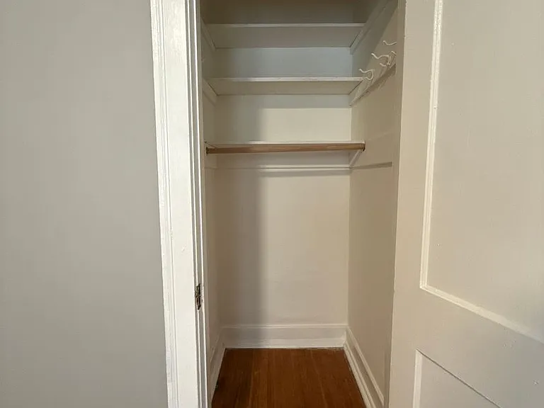 648 S 37th St — Photo 29