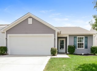 6439 Emerald Springs Dr, Indianapolis, IN 46221