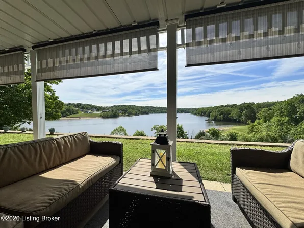 102 Lookout Dr, Brandenburg, KY 40108