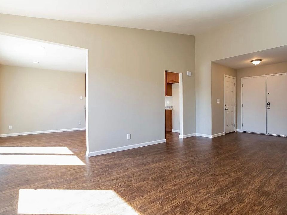 1st image of 153 Hannigan Way