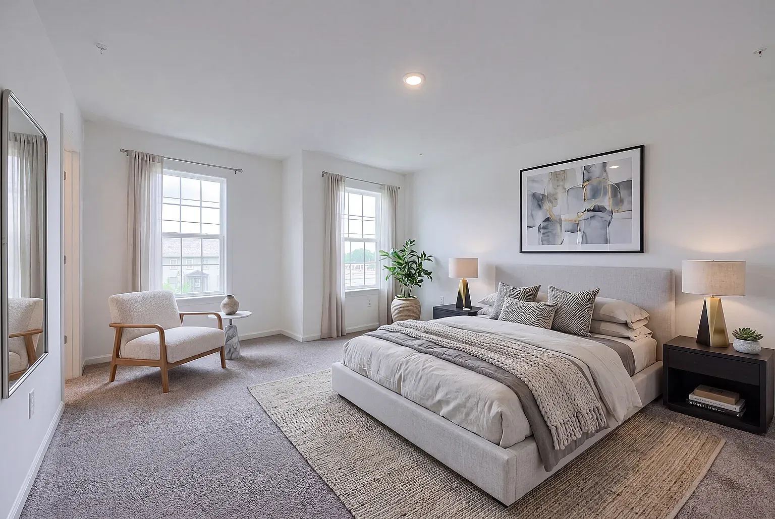 3 bed, 2.5 bath, 2034 sqft, $2,650 — Photo 2