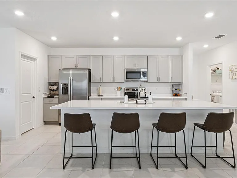 1099 Calico Pointe Cir — Photo 16