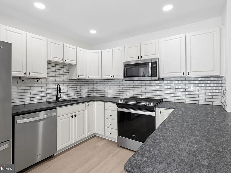 771 Barton Run Blvd — Photo 14