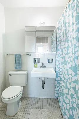 Rented by Douglas Elliman | media 5