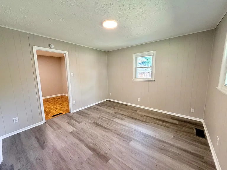 3420 Candy Dr — Photo 16