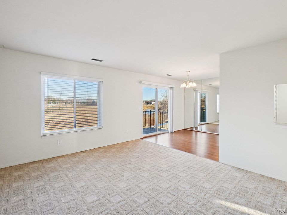 1st image of 51288 Johns Dr #7